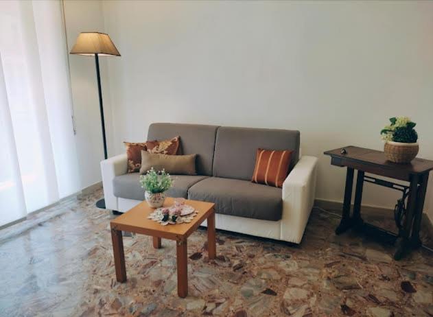 Appartamento Delizioso Con Terrazzo In Centro-Delicious Apartment With Terrace San Remo Zewnętrze zdjęcie
